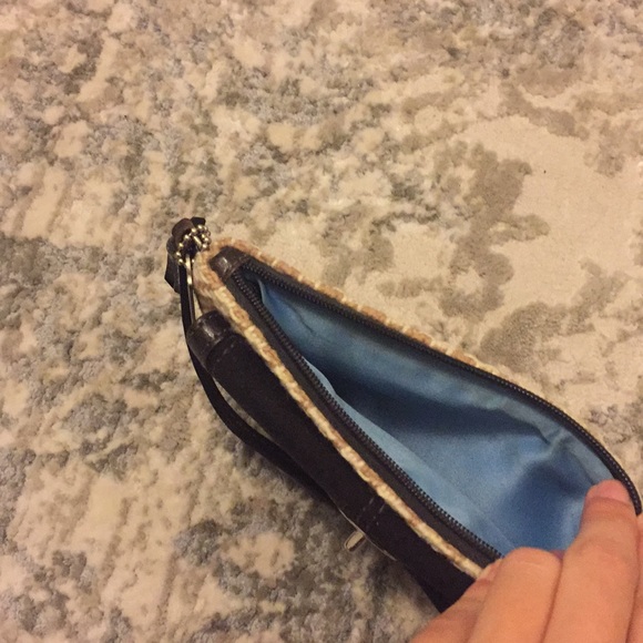 Coach wristlet - Picture 4 of 4